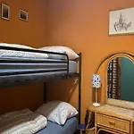 Cozy In With Garden Holiday home Bergen op Zoom