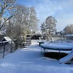Holiday home Cozy In With Garden Bergen op Zoom