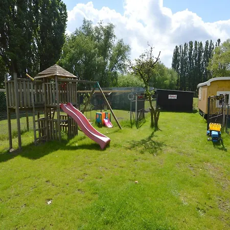 Cozy In With Garden Holiday home