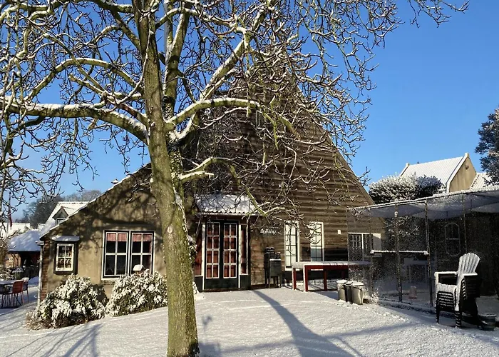 Dom wakacyjny Cozy In With Garden Bergen op Zoom