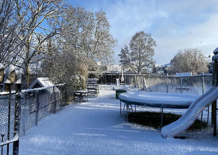 Cozy In With Garden Dom wakacyjny