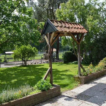Vakantiehuis Cozy In With Garden *